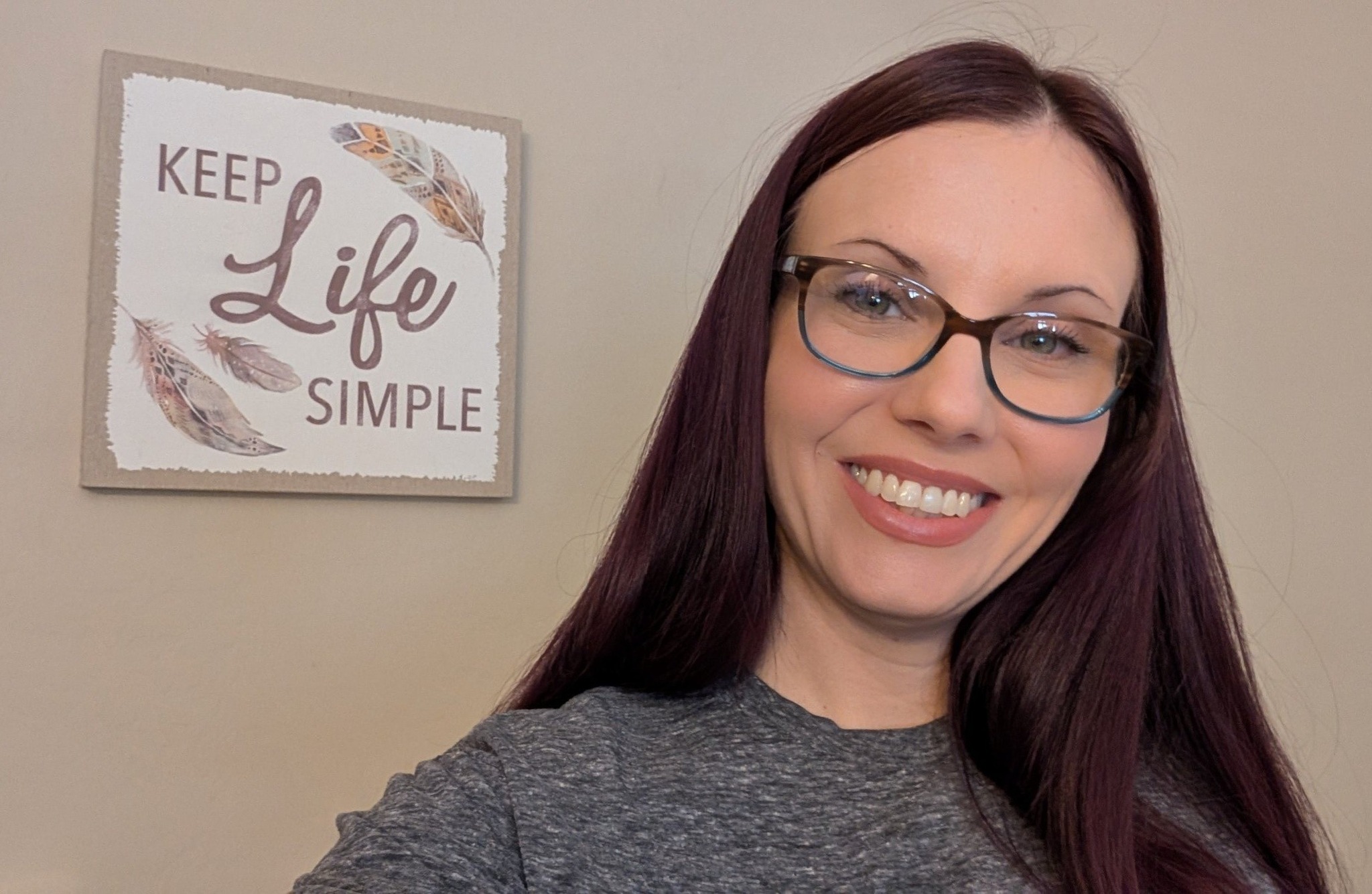 Ashley White giving a testimonial about working with Karen Hewitt at Blossom to Success, sharing her business growth story in Phoenix.